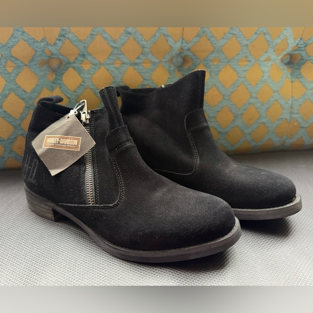 Women’s Harley Davidson 7.5 Black Suede Booties Boots Biker Ankle Heel NWT Forge